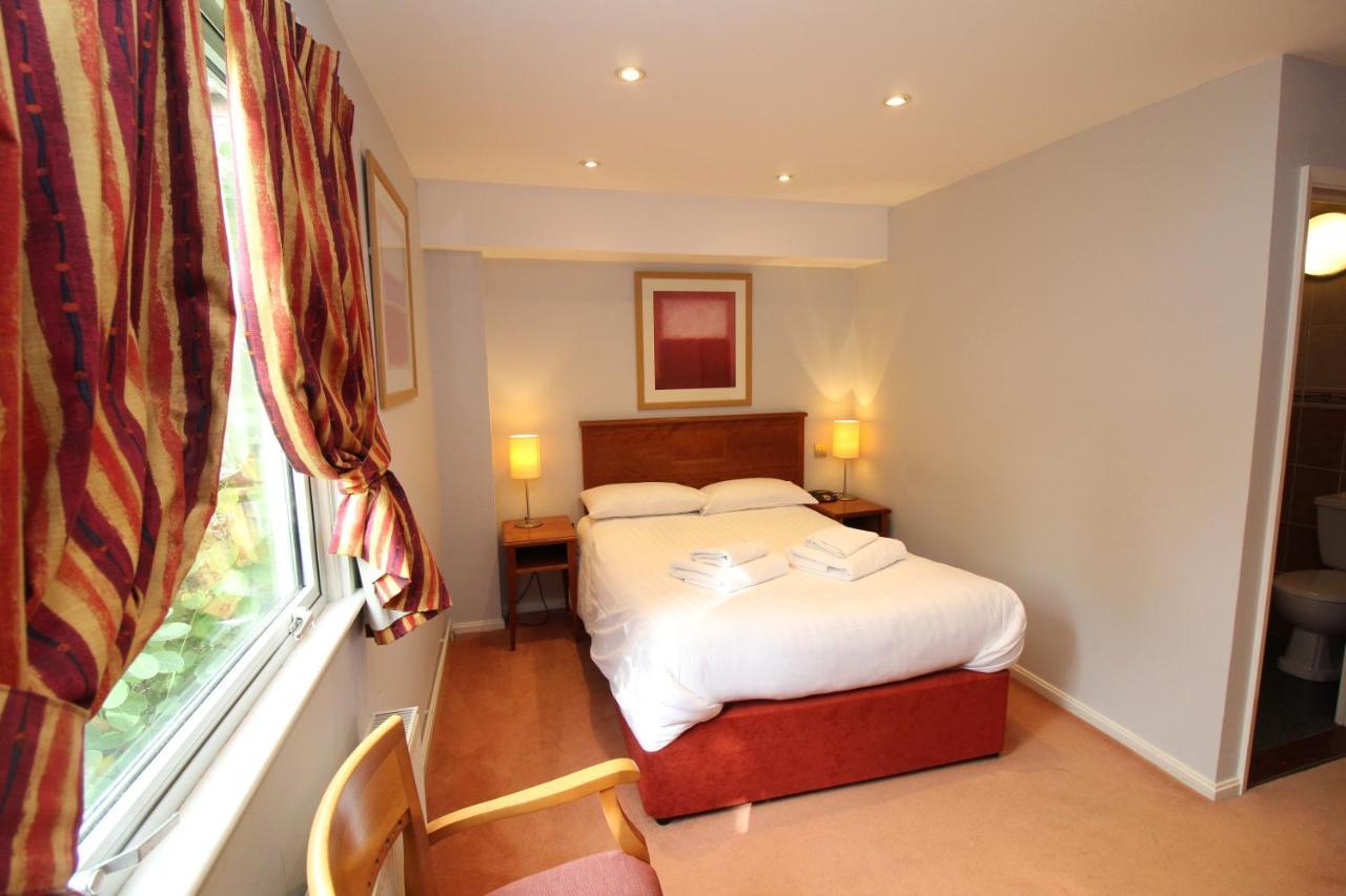 The Conningbrook Hotel Ashford  Exterior photo
